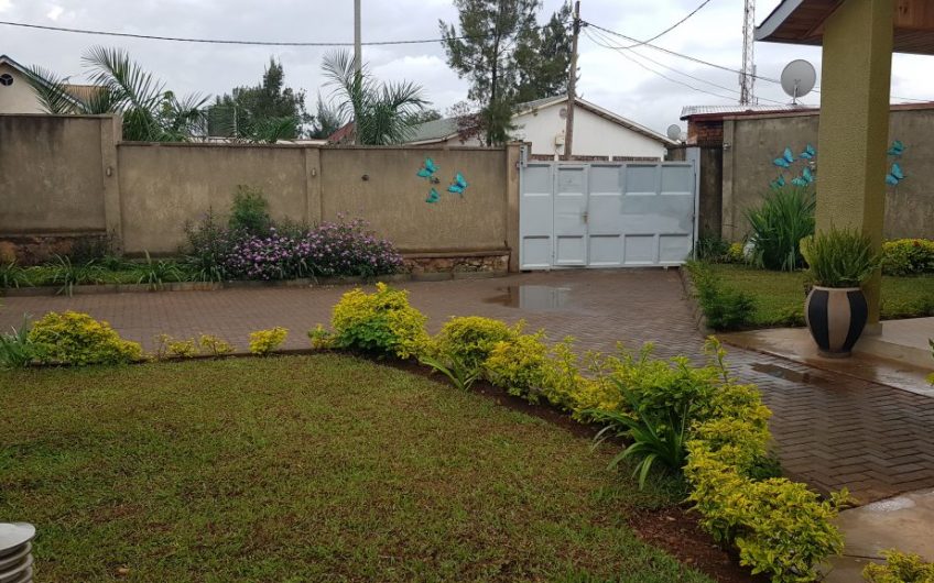 BEAUTIFUL FURNISHED HOUSE FOR RENT IN GIKONDO
