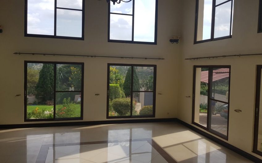 SPECTACULAR HOUSE AVAILABLE FOR RENT IN NYARUTARAMA