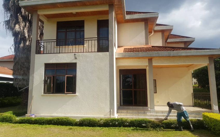 Gacuriro, Spacious House for Sale in Kagugu Villa