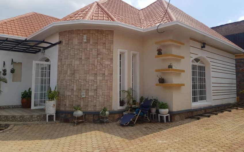 Kibagabaga, new beautiful house for sale.