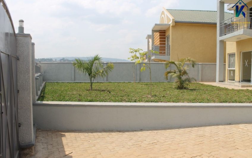 Nyarutarama Estate, Villa for Sale.