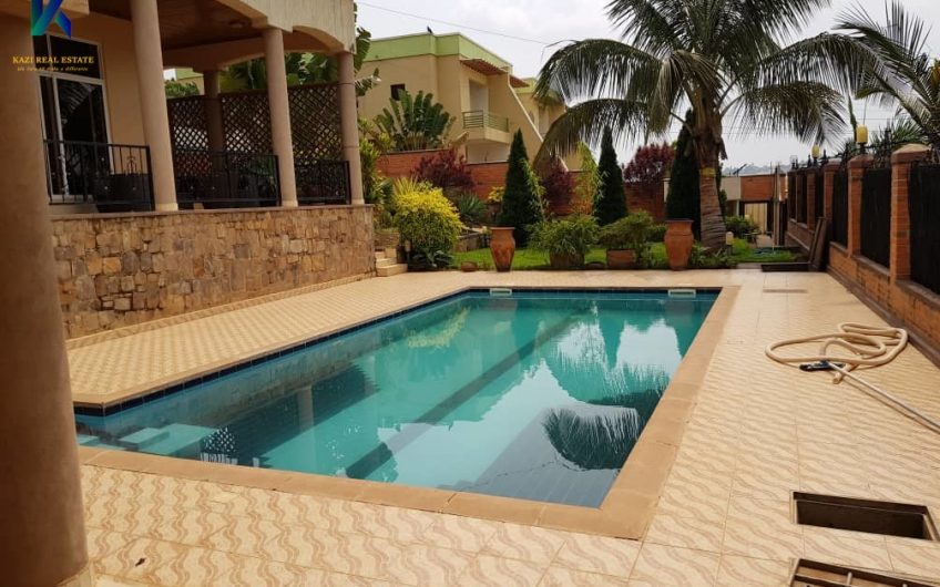 Kibagabaga, House with Swimming Pool.