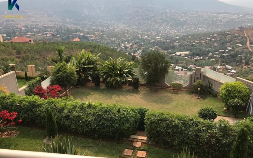 Rebero, villa with a breath-taking View.