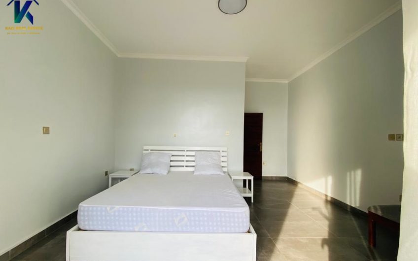 Nyarutama, White Apartments for Rent