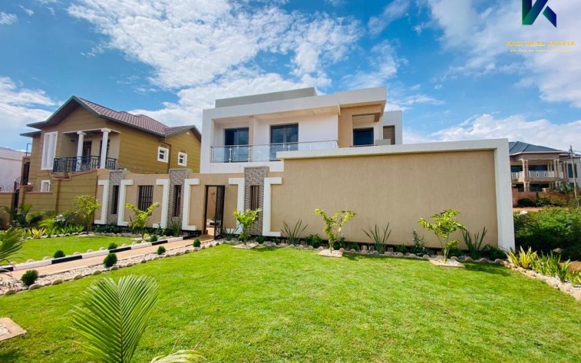 Gahanga, Modern House for Rent