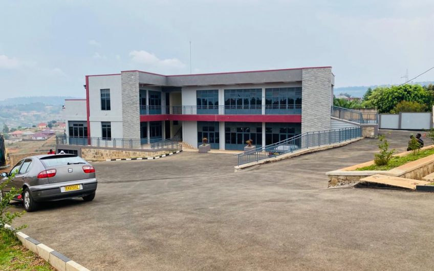Ruyenzi, Commercial Facility for Rent