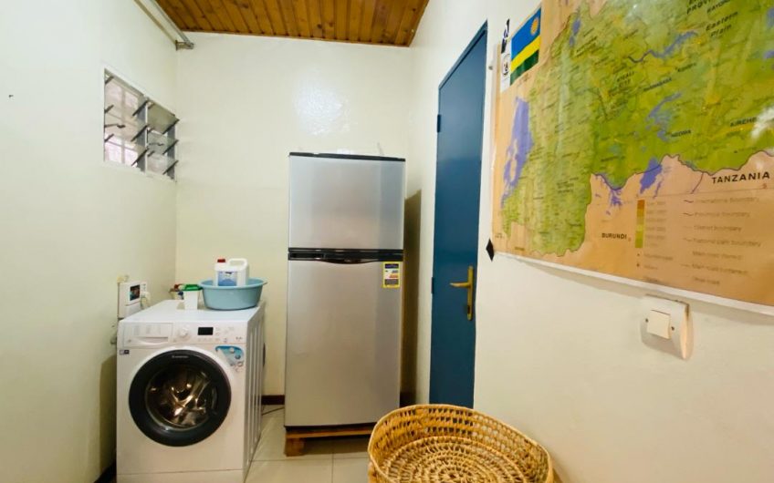Kiyovu Cozy Small House for Rent