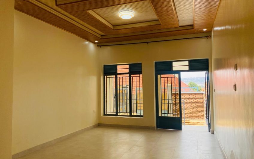 KANOMBE HOUSE FOR RENT