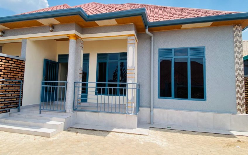 KANOMBE HOUSE FOR RENT