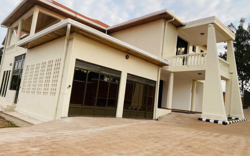 NYARUTARAMA OFFICE BUILDING FOR RENT