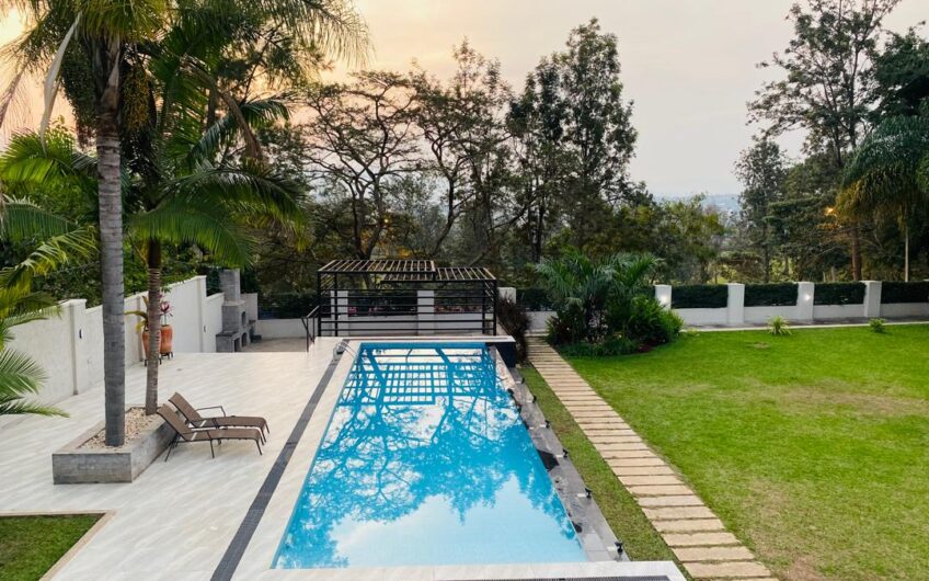 STUNNING LUXURY VILLA FOR RENT IN NYARUTARAMA