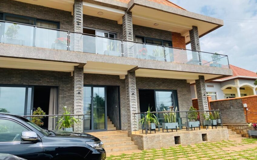 *Cozy Modern 2-BR Apartment in Kanombe! 🏠*