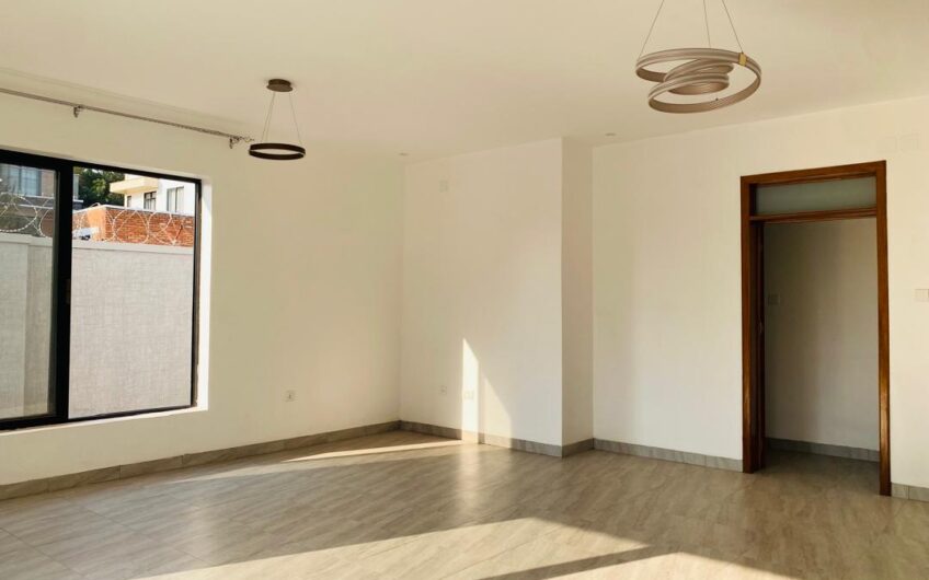 FOR RENT – ELEGANT 6-BEDROOM HOME