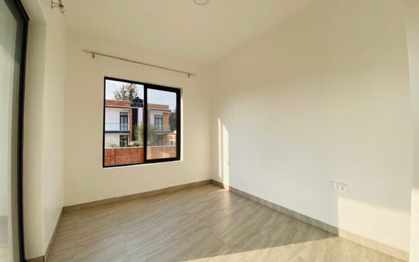 FOR RENT – ELEGANT 6-BEDROOM HOME