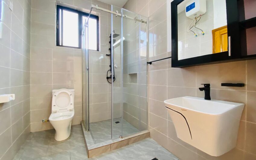FOR RENT – ELEGANT 6-BEDROOM HOME