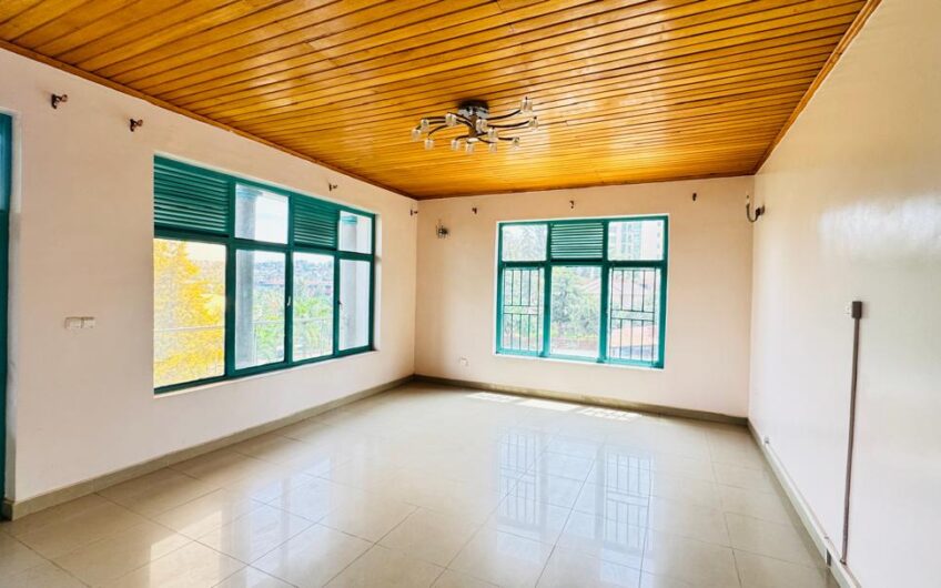 NYARUTARAMA, SPACIOUS OFFICE HOUSE FOR RENT