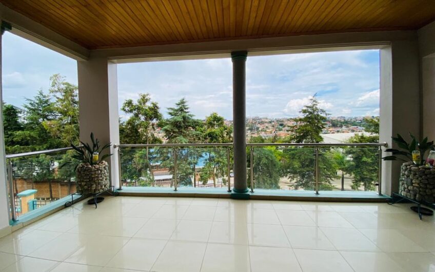 NYARUTARAMA, SPACIOUS OFFICE HOUSE FOR RENT